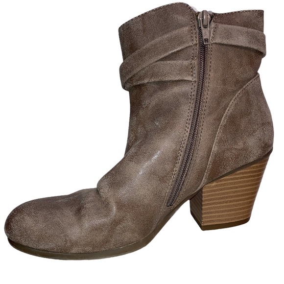 A2 Invitation by Aerosoles Brown Western Boot Sz7M - Picture 2 of 11